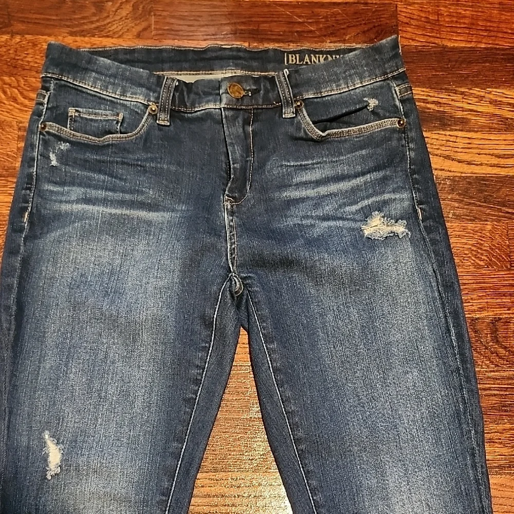 Blank NYC Dark Wash Mid Rise Soft Casual Distressed Ripped Skinny Jeans Size 28